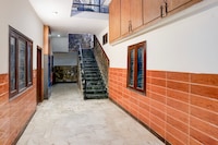 Super Hotel O Tyagi Road near Railway Station