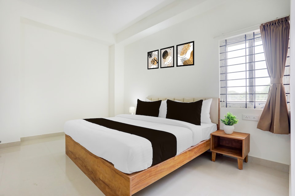 Super Townhouse Maralkunte near Shree Kateramma Temple , Airport Road Bangalore, Bangalore