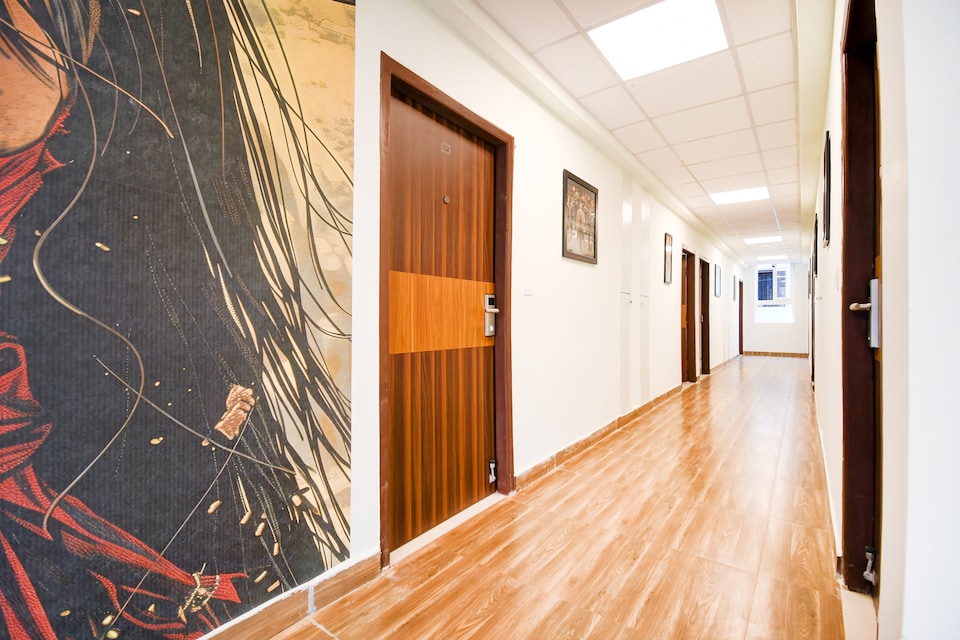 Townhouse Sayhallo Narcos, Patia Bhubaneswar, Bhubaneswar