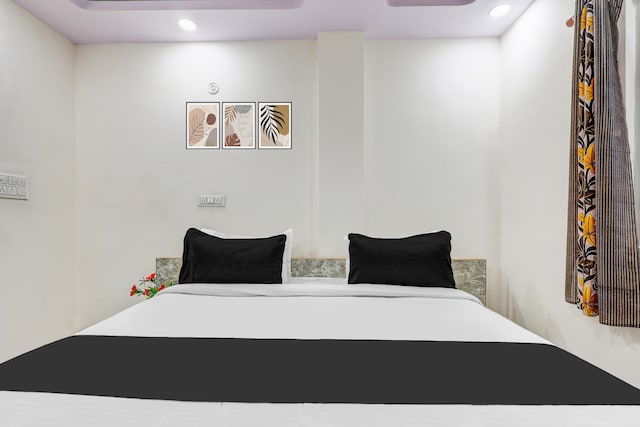 Hotel O Govind Residency