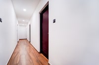 Hotel O Gandhi Nagar Near South Railway Backgate