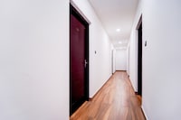 Hotel O Gandhi Nagar Near South Railway Backgate