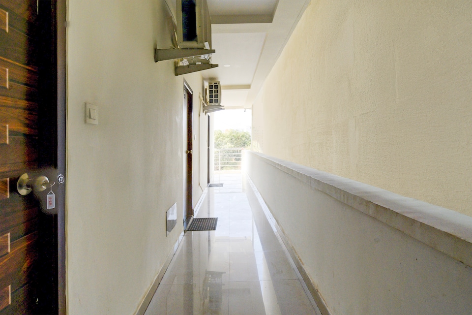 HOTEL O ELEGANT NEST Lemon Tree Hotel, 2, Survey 64, Gachibowli, Hyderabad