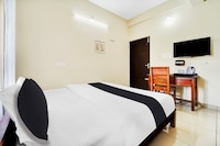 Hotel O Ambalamedu