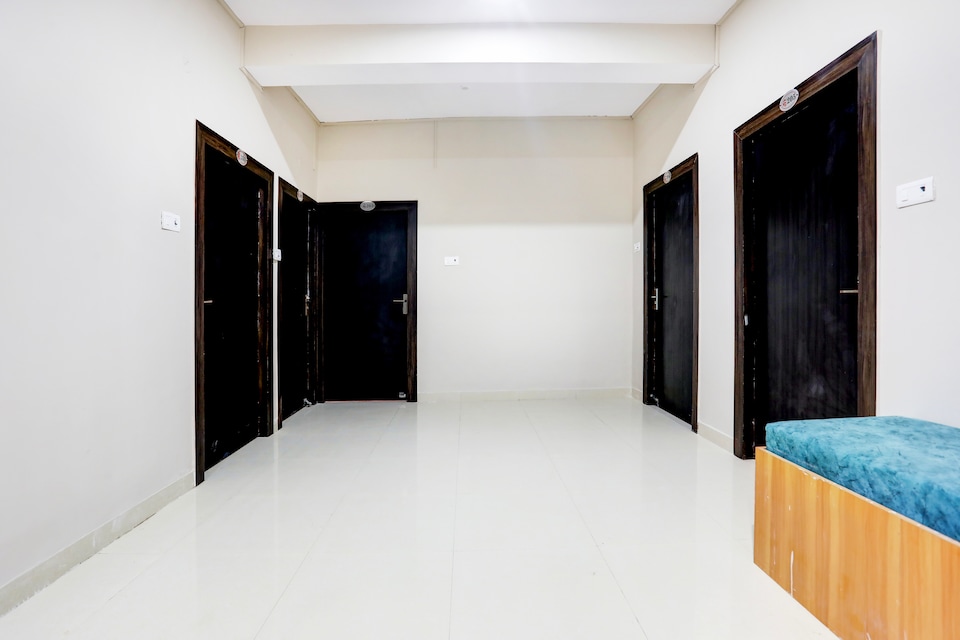 Super Collection O Gola Road, Danapur, Patna