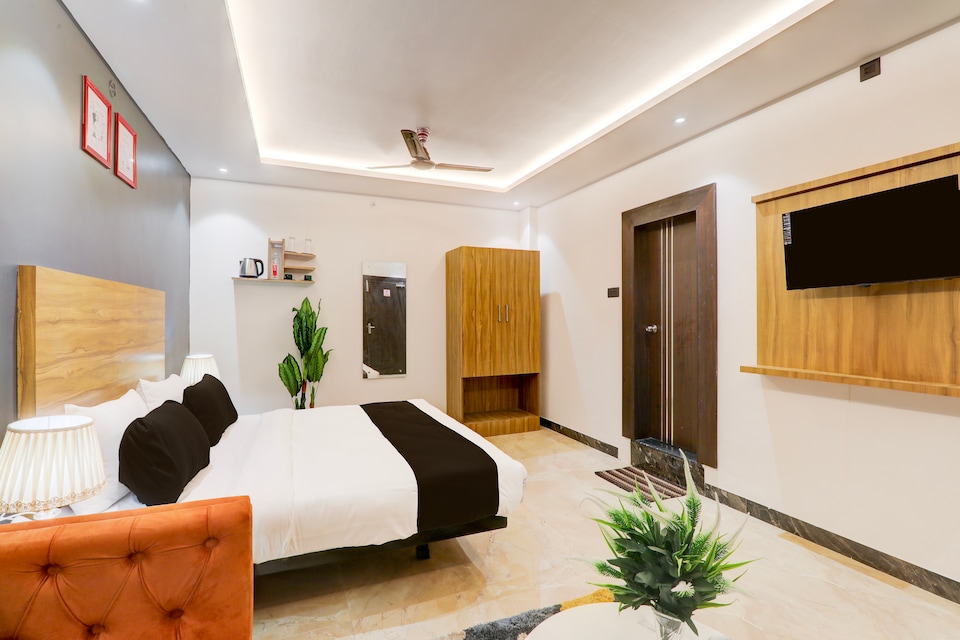 Super Hotel O Golden Tulip’z, Golghar, Gorakhpur