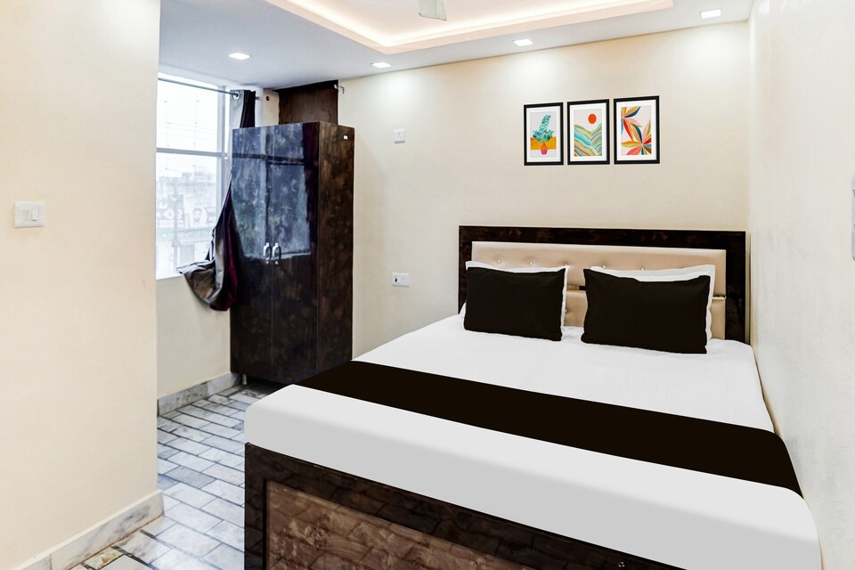 HOTEL O OM GAYATARI , Barra Kanpur, Kanpur