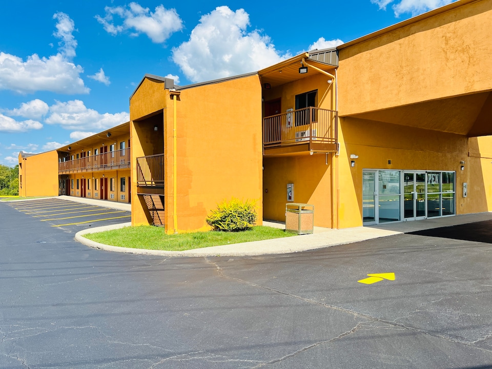 Value Stays by OYO I-64, Winchester KY, Winchester KY