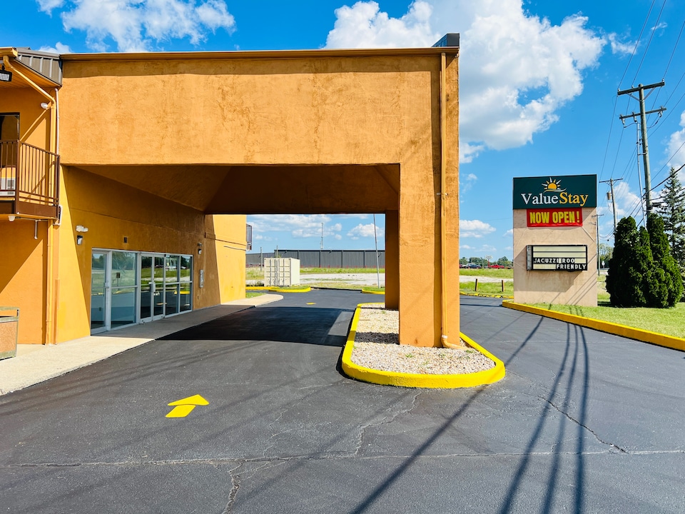 Value Stays by OYO I-64, Winchester KY, Winchester KY