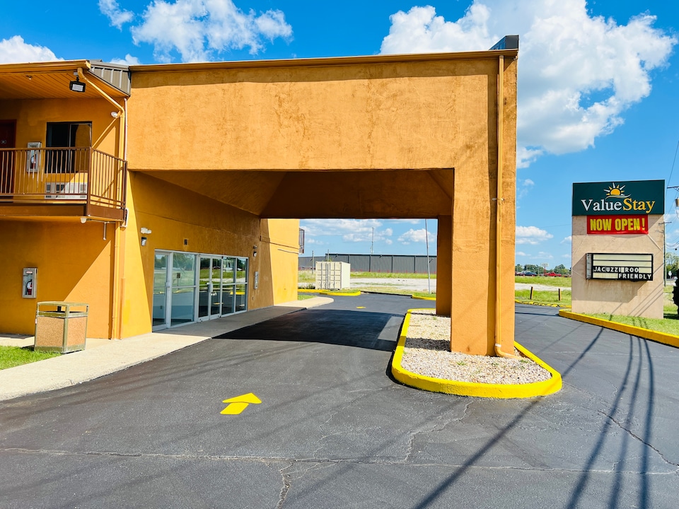 Value Stays by OYO I-64, Winchester KY, Winchester KY