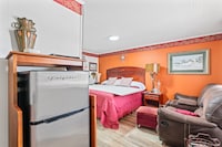 Chesterfield Hotel by OYO Hwy 9