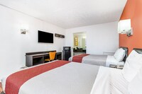 Relax Inn by OYO Columbus OH I 70