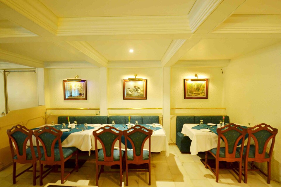 OYO 2029 South Tukoganj, MG Road Indore, Indore