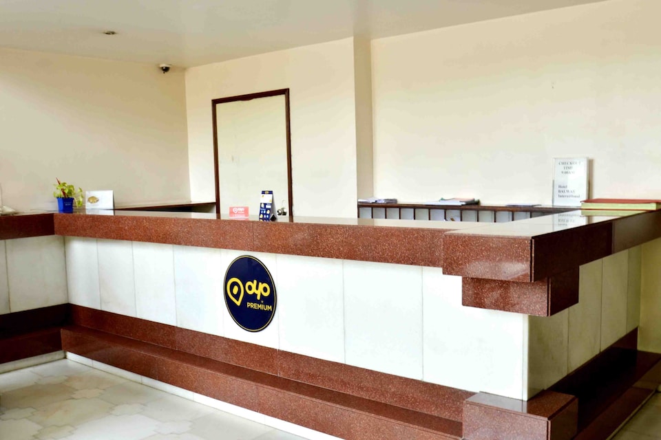 OYO 2029 South Tukoganj, MG Road Indore, Indore