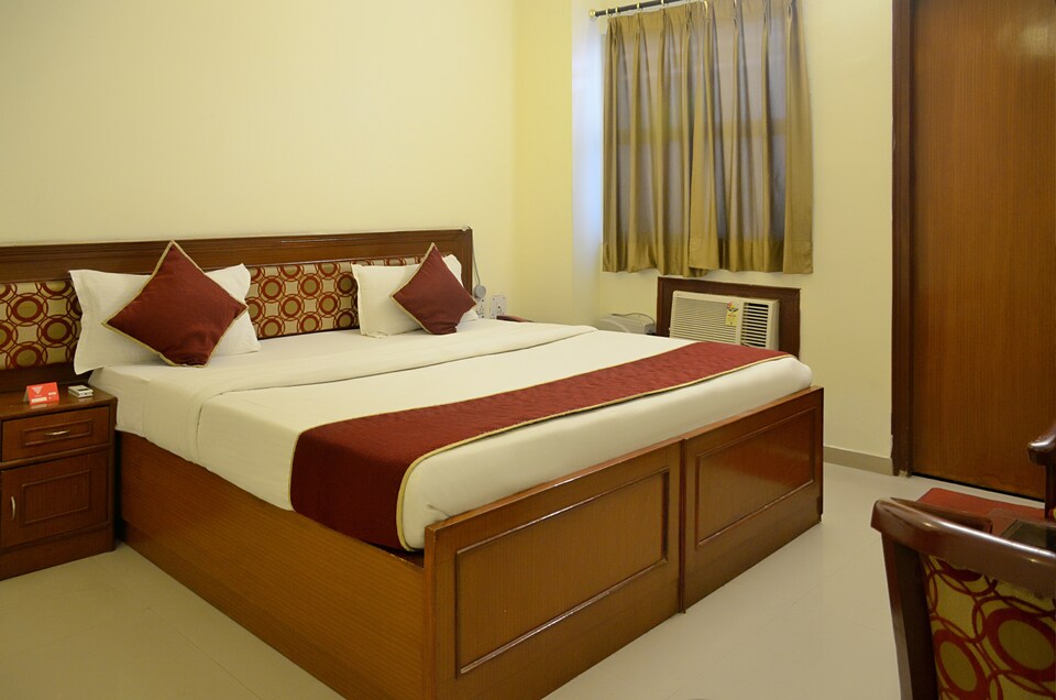 OYO 2031 Hotel Sunshine Inn, Gomti Nagar Lucknow, लखनऊ