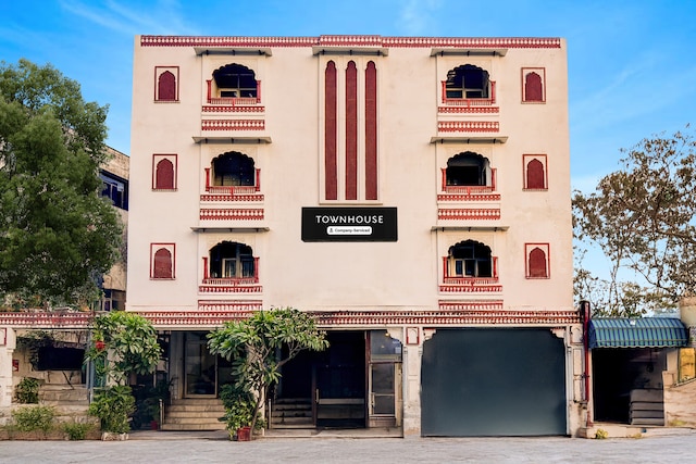 Townhouse Chandpole Metro Station Formerly Hotel Raghuraj Palace