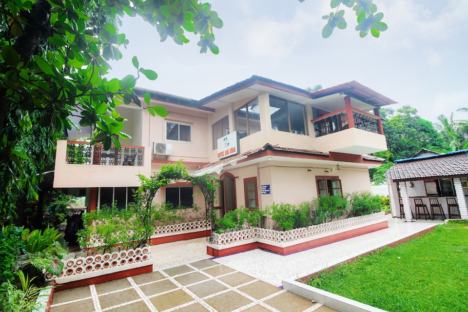 OYO 2049 Hotel Lua Nova, Baga Goa, Goa