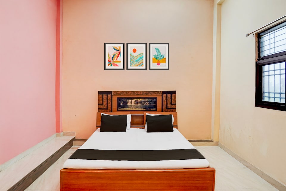 Hotel Royal Inn Aanupur, Barra Kanpur, Kanpur