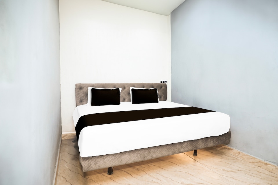 SPOT ON HOTEL RELAX INN, Jabalpur, Jabalpur