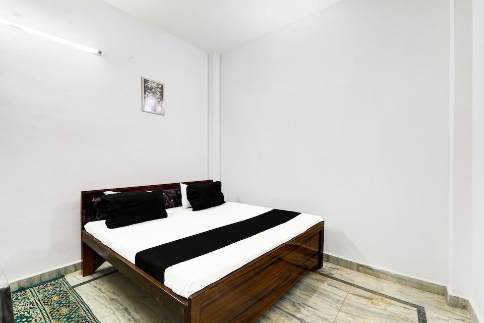 SPOT ON Ridhi Vinayak Stay, Golghar, Gorakhpur