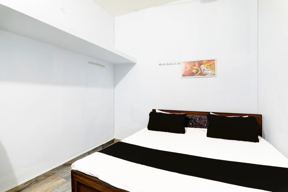 SPOT ON Ridhi Vinayak Stay, Golghar, Gorakhpur