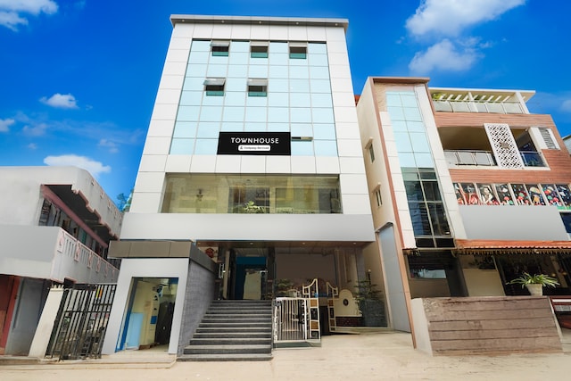 Super Townhouse Whitefield Railway Station Formerly Kadugudi Whitefield