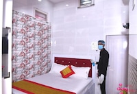 Hotel O Shine, Palia Kalan