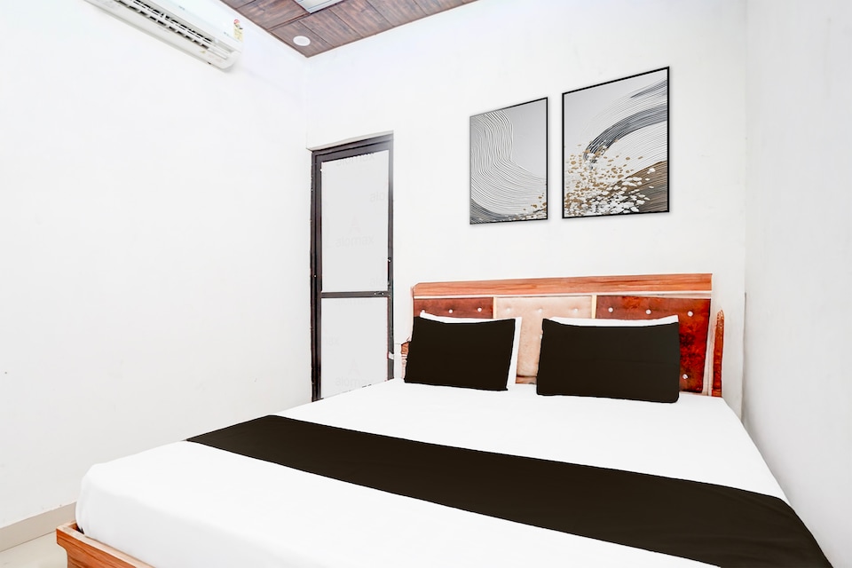 HOTEL O BLUE STAR, Aligarh, Aligarh