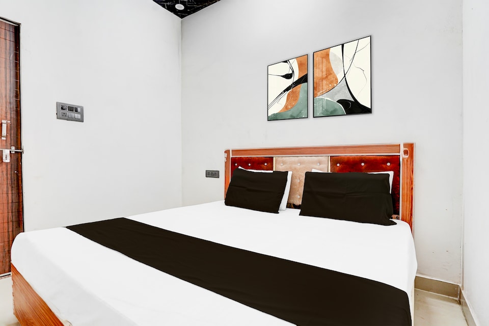 HOTEL O BLUE STAR, Aligarh, Aligarh