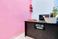 Hotel O by OYO Hiland Park Formerly Ayush Villa