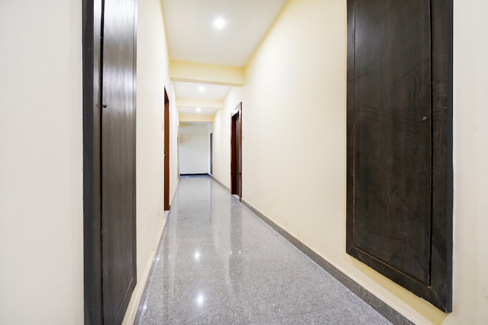 OYO 831782 Sayhallo Mansion, Grand Road Puri, Puri