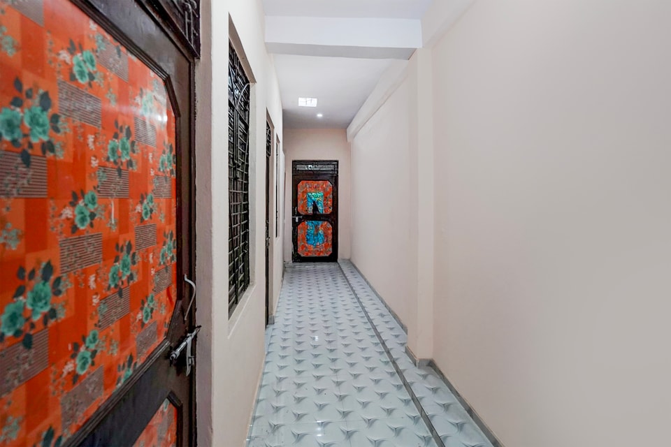 Hotel O P.K Hotel and Restaurant , Rambagh Allahabad, Prayagraj