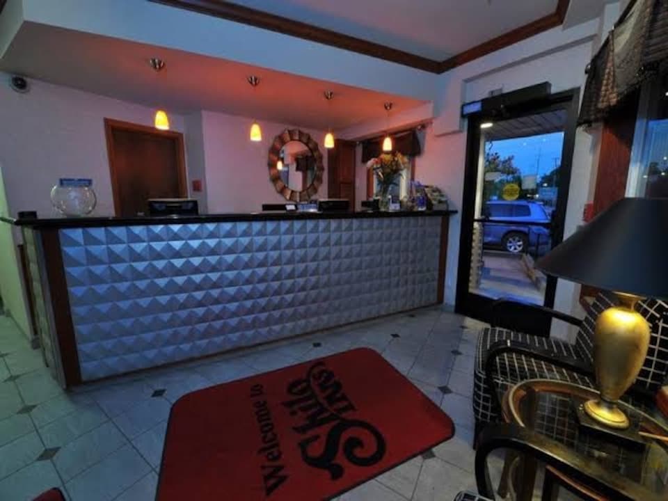 District Hotel by OYO Portland Convention Center, Portland OR, Portland OR