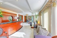 Collection O VIP Suites, Near PNR Pasay Evangelista, Makati Manila