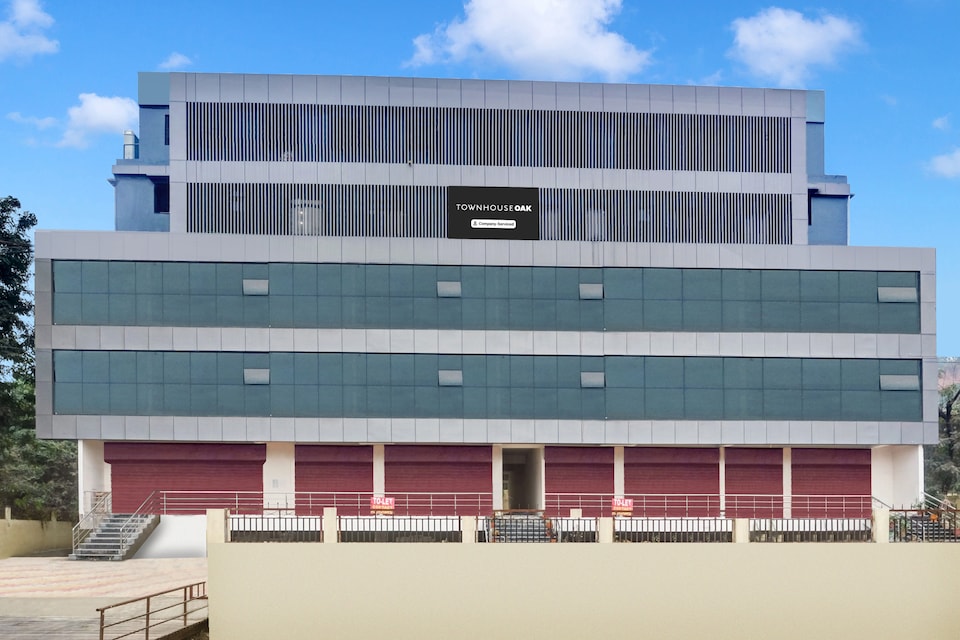 Townhouse Oak Sarusajai Stadium, ISBT Guwahati, Guwahati