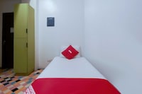 Junction Hostel, Poblacion Makati Avenue, Manila