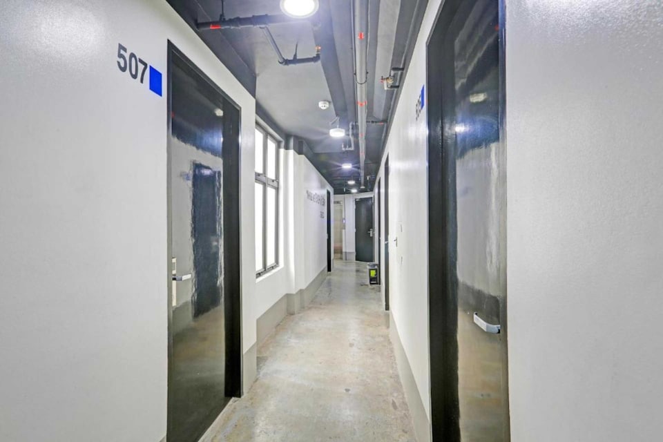 MyTown Madrid, Classy Hostel Bunkbeds Makati Metro Manila, Makati Manila, Makati City