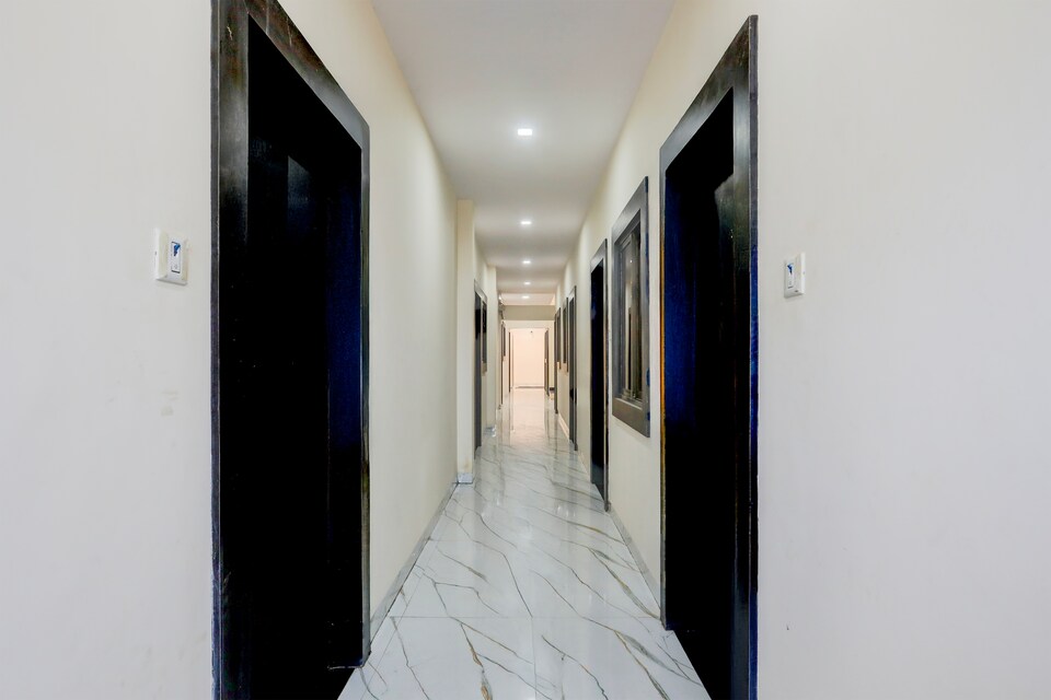 Hotel O Pay Inn, Satna, Satna