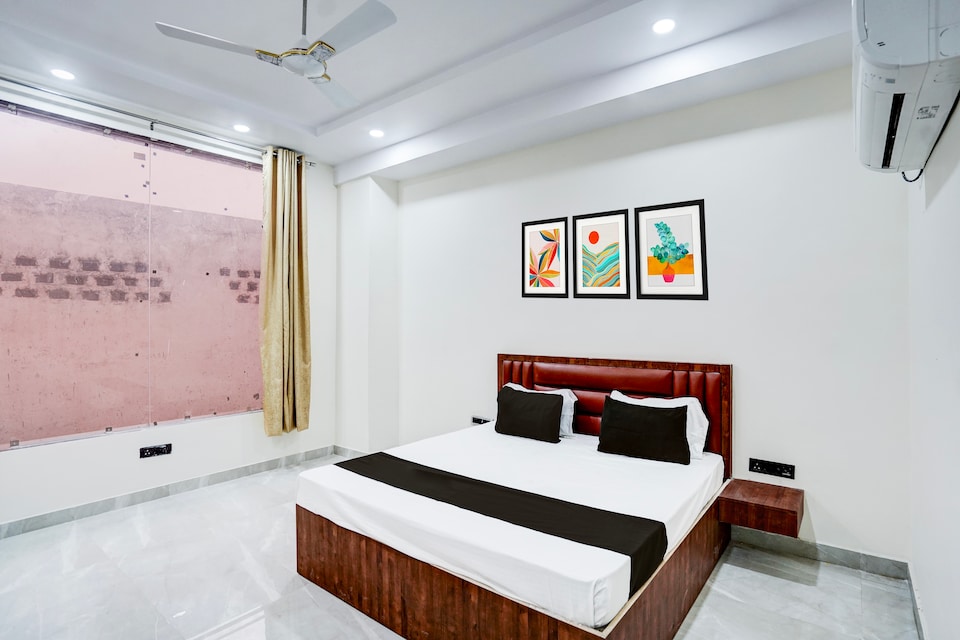 Hotel O H S Palace, Bilhaur, Bilhaur