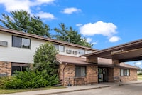 Wautoma Inn by OYO Near Airport WI 73