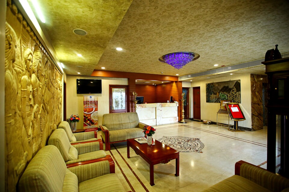 OYO 2060 Metro Grand Hotel, Koyambedu Chennai, Chennai