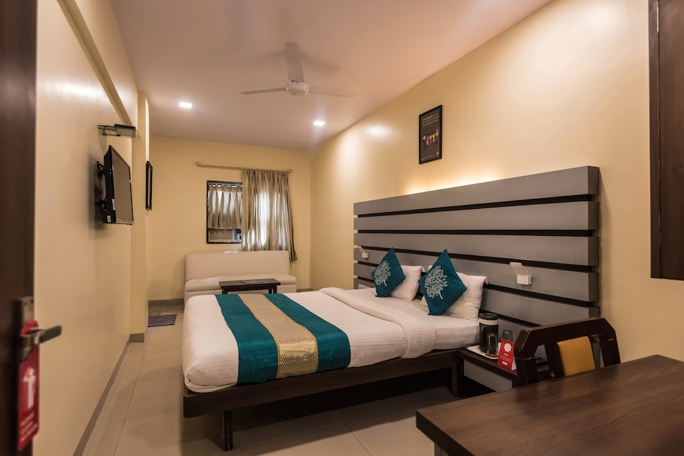 OYO 449 Hotel Sai Sharan, Mumbai-Vashi-Turbhe-Sanpada, Mumbai