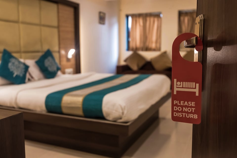 OYO 449 Hotel Sai Sharan, Mumbai-Vashi-Turbhe-Sanpada, Mumbai