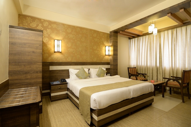 OYO Hotel La Grace Near Big G