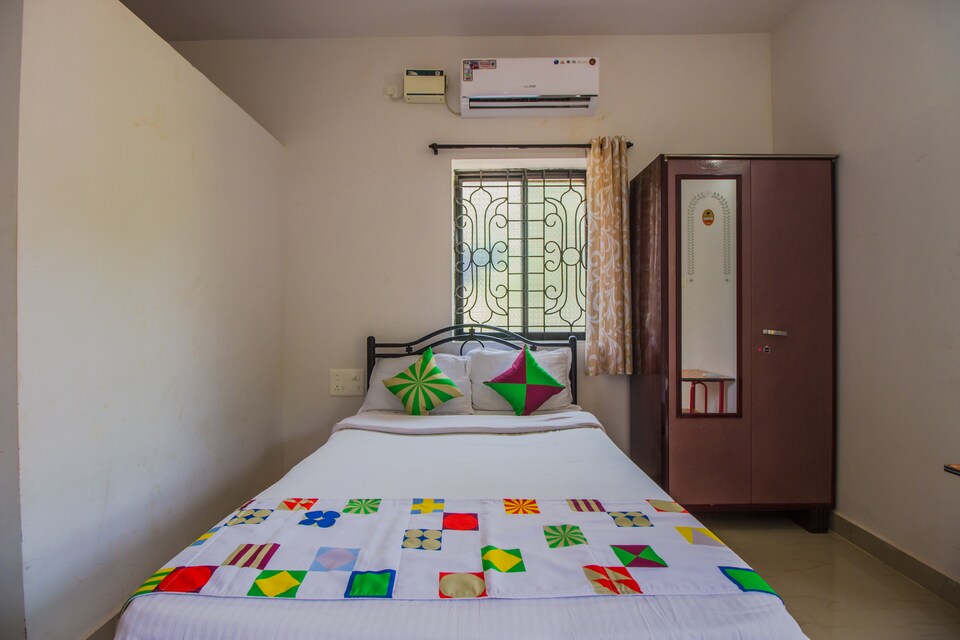 OYO 12900 Home Studio Morjim Beach, Morjim Goa, Goa