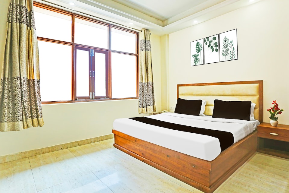 Super Hotel O Gurgaon Old Town, Udyog Vihar, Gurgaon