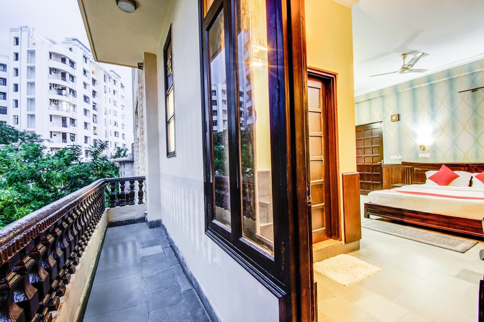 Capital O 2072 Hotel Indigo Heritage, C Scheme Jaipur, Jaipur