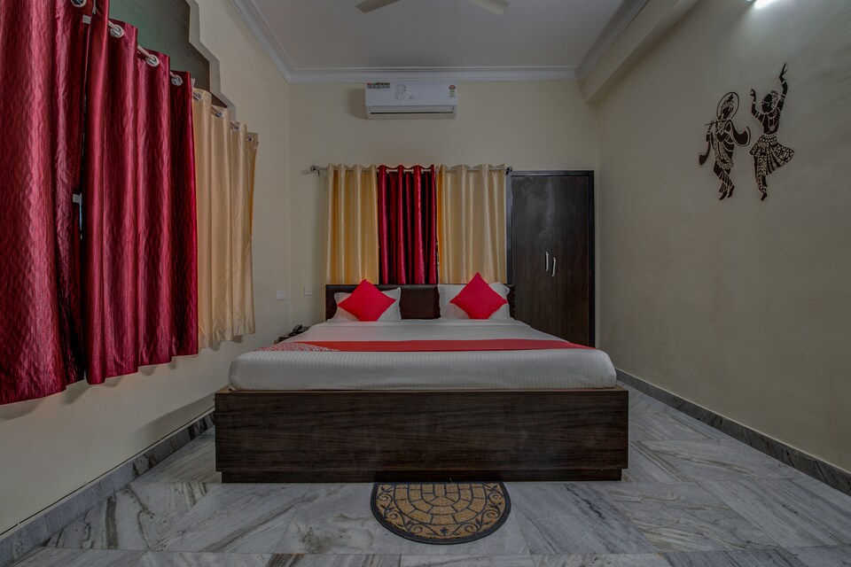 OYO 12960 Hotel Adrija, Salt Lake Kolkata, Kolkata