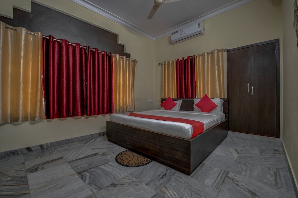 OYO 12960 Hotel Adrija, Salt Lake Kolkata, Kolkata
