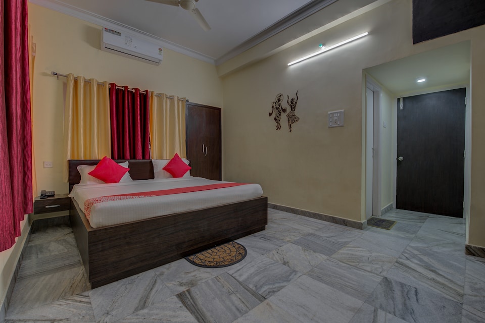 OYO 12960 Hotel Adrija, Salt Lake Kolkata, Kolkata
